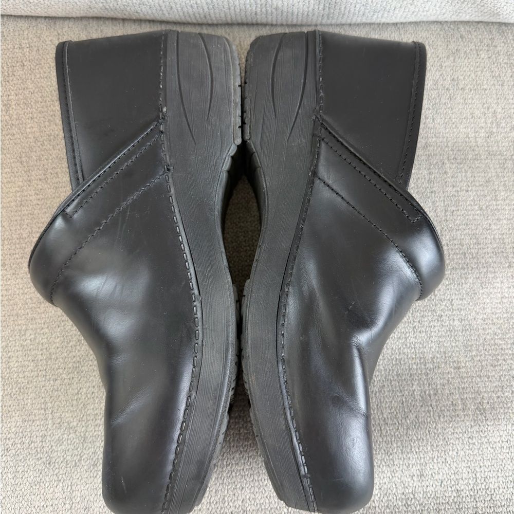 Dansko XP 2.0 Slip On Work Loafers Black Leather Platform Clog Dress Shoes 42 - Picture 8 of 8
